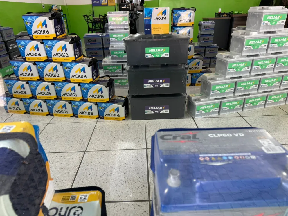 Baterias Moura e outras marcas em estoque
